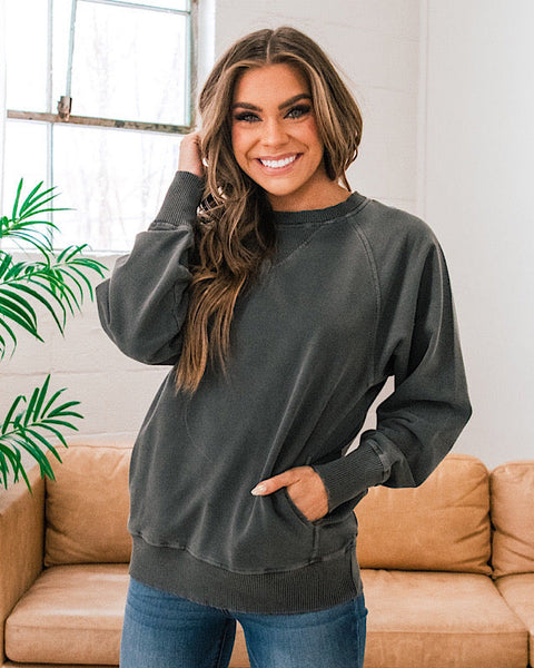 Black Everyday Pullover