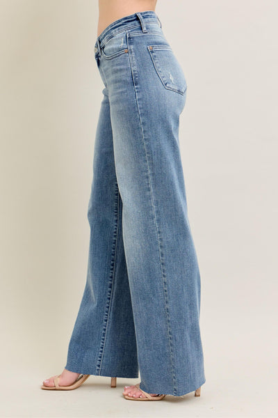 Judy Blue V-Front Baggy Jeans