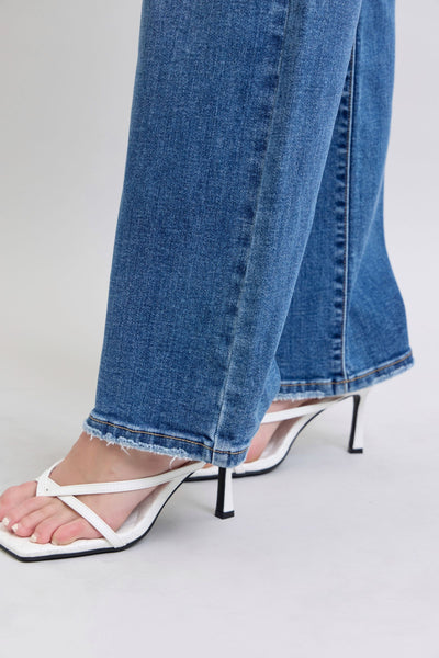 Judy Blue V-Front Vintage Wash Straight Fit