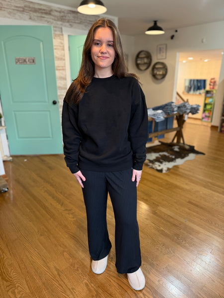 Black Oversized Fleece Sweatshirt