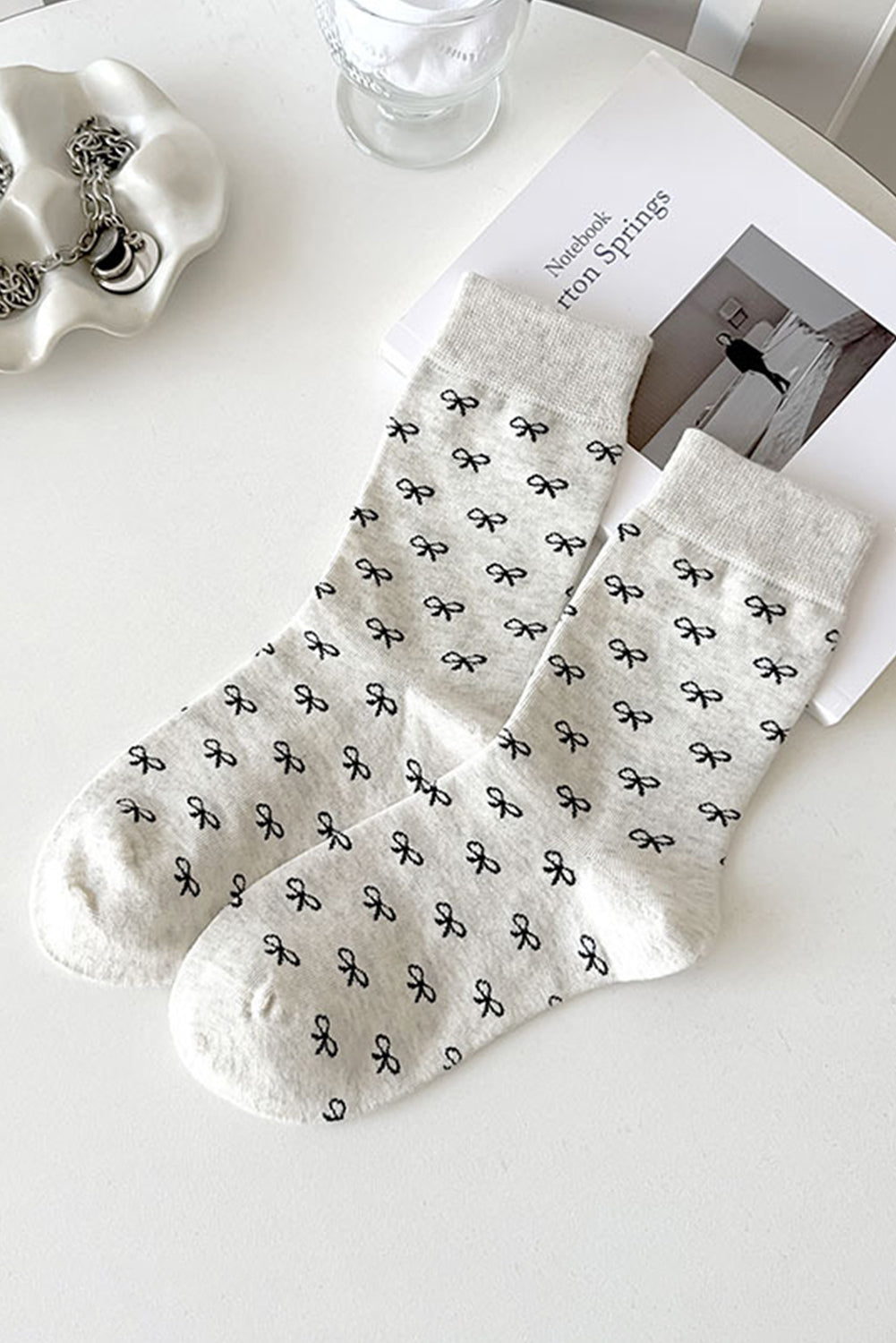 Oatmeal Bow Crew Socks