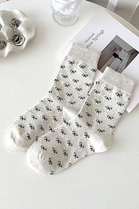 Oatmeal Bow Crew Socks