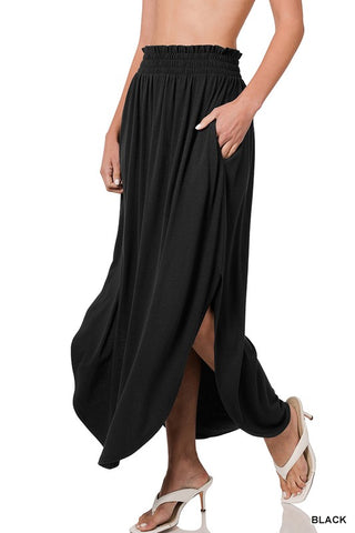 Maxi Skirt With Pockets in Black