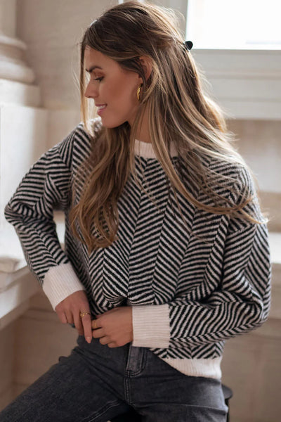 Black & Cream Pattern Sweater