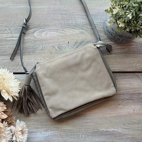 Sabrina Crossbody in Suede Olive