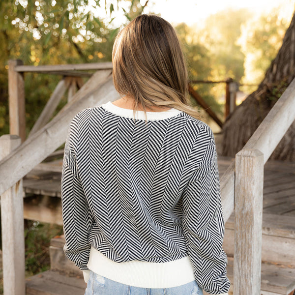 Black & Cream Pattern Sweater