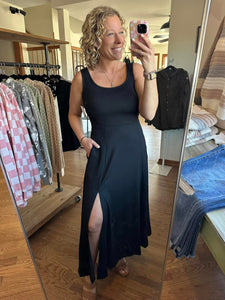 Black Sleeveless Split Midi Dress