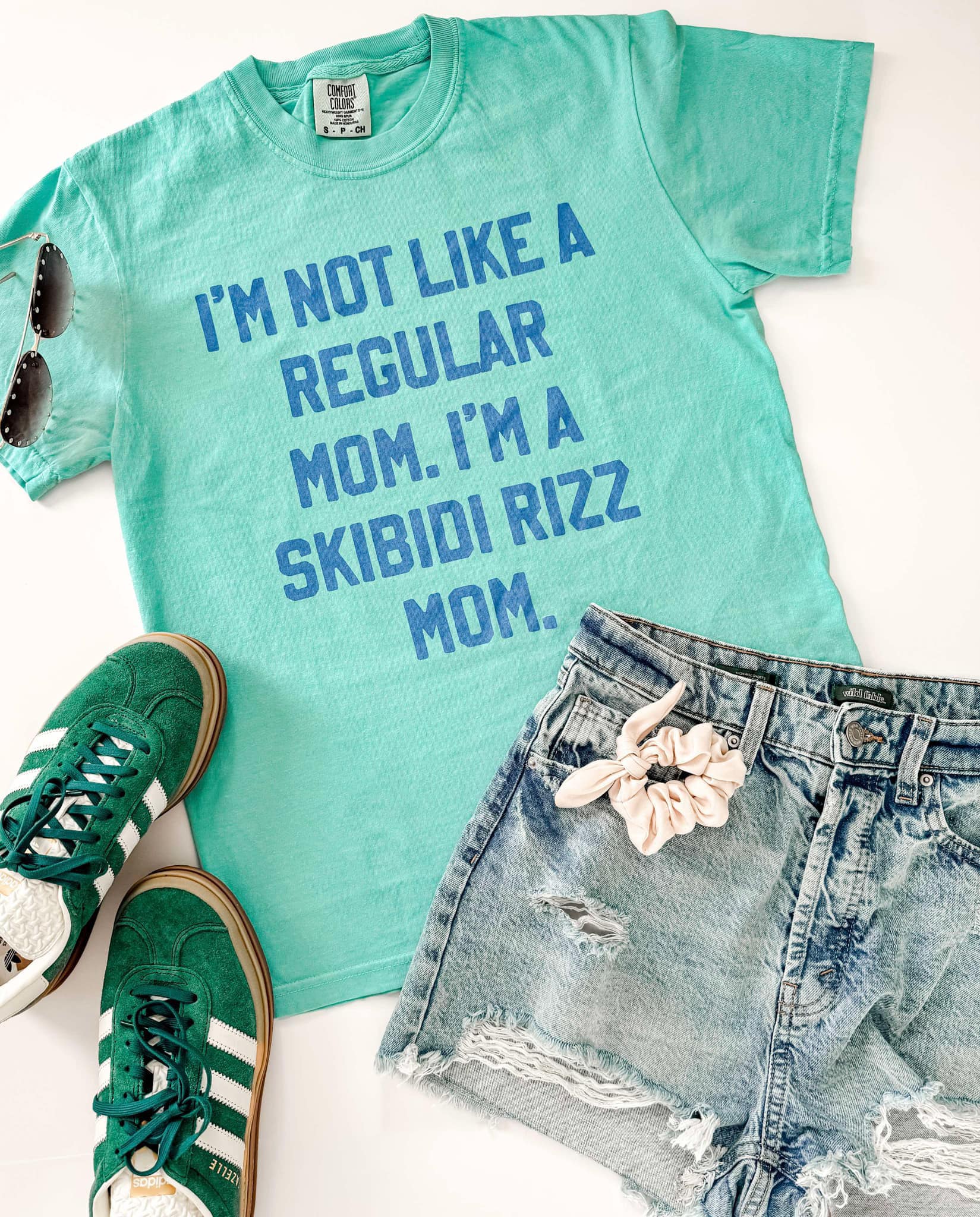 ** PREORDER ** Skibidi Mom Graphic Tee