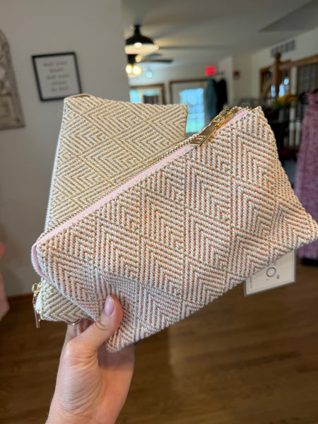 Riley Woven Arrowhead 3 Compartment Crossbody - More Colors!