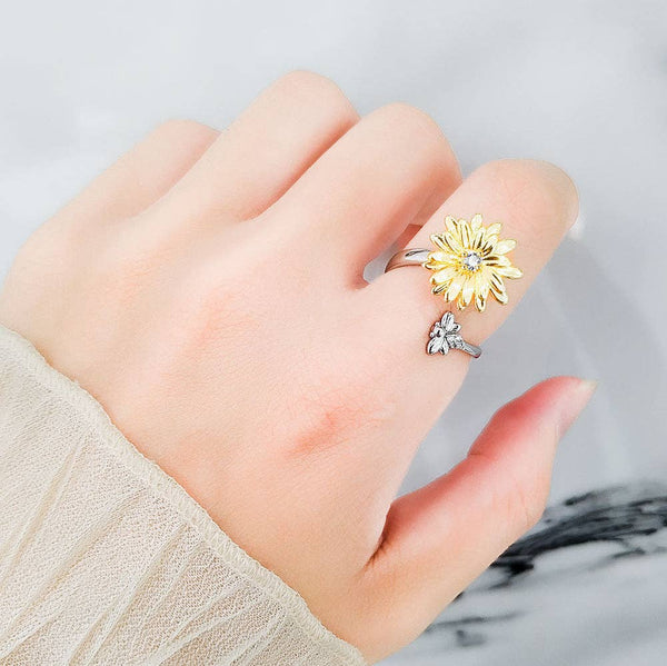 Daisy Flower & Bee Anxiety Fidget Spinner Ring