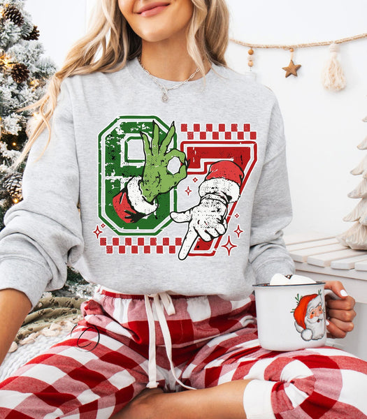 6-7 Holiday Graphic Sweatshirt