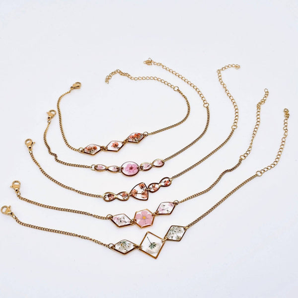 Dried Flowers Geometric Charm Bracelet