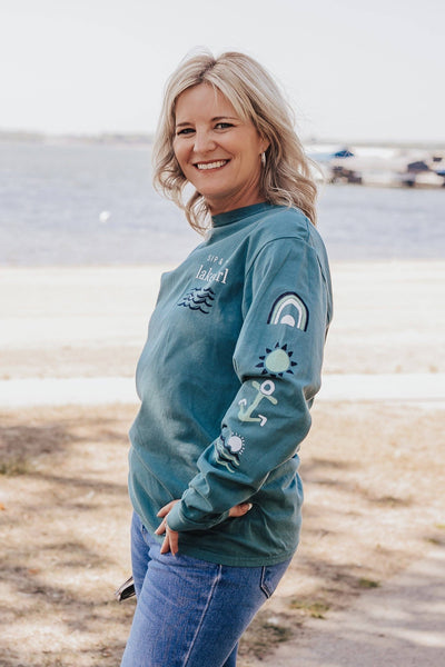 LakeGirl Sip & Sail Long Sleeve Tee in Dark Teal