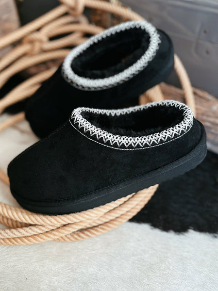 Very G Slippers in Black
