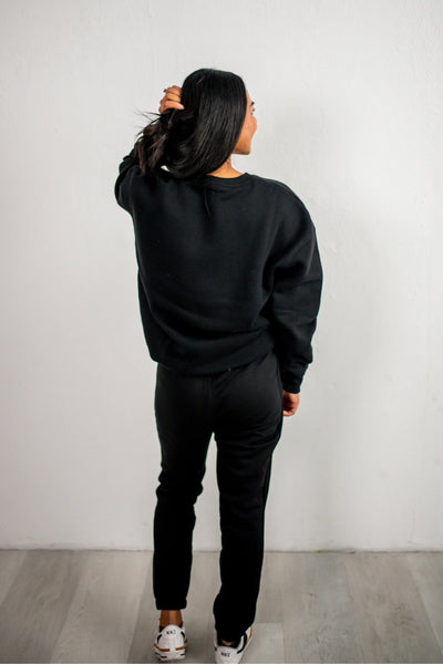 Black Oversized Fleece Sweatshirt
