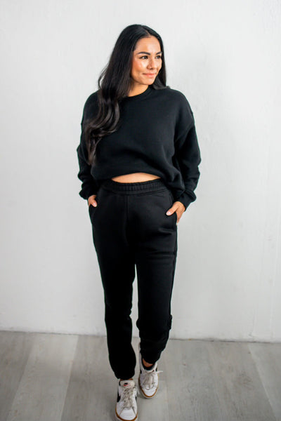 Black Oversized Fleece Sweatshirt