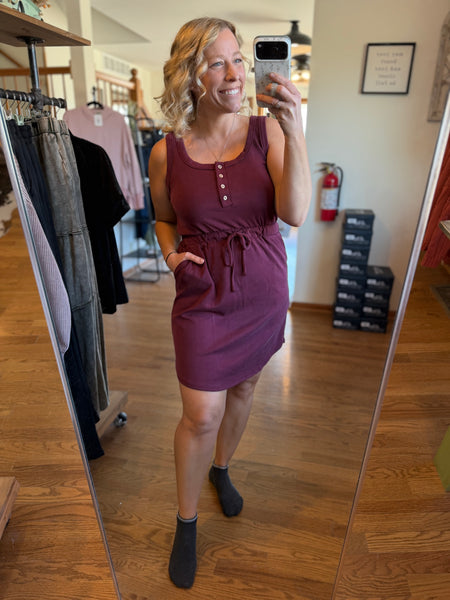 Wine Sleeveless Ribbed Dress