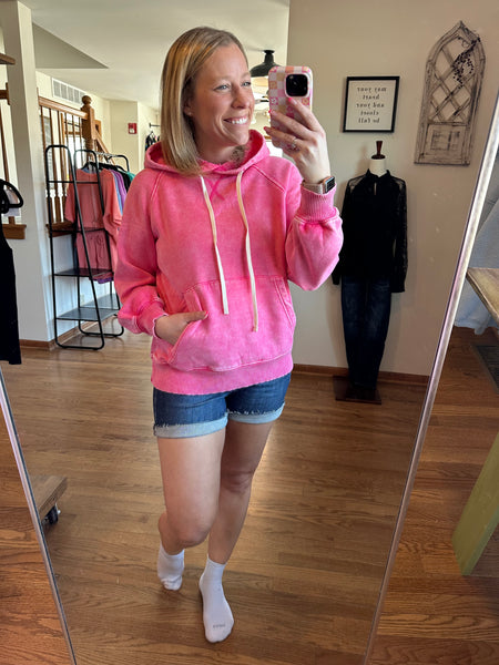 Mineral Wash Hoodie in Fuchsia