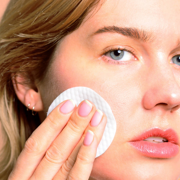 Love + Light Brightening Toner Pads - 60 count