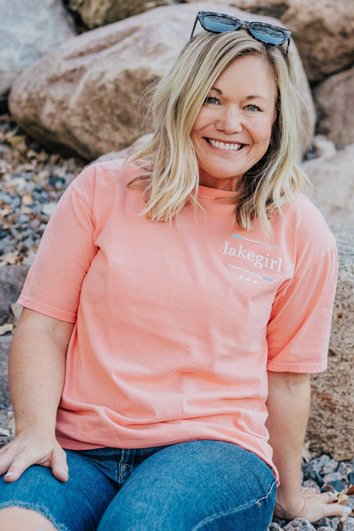 LakeGirl Coral Star Paddles Short Sleeve Tee