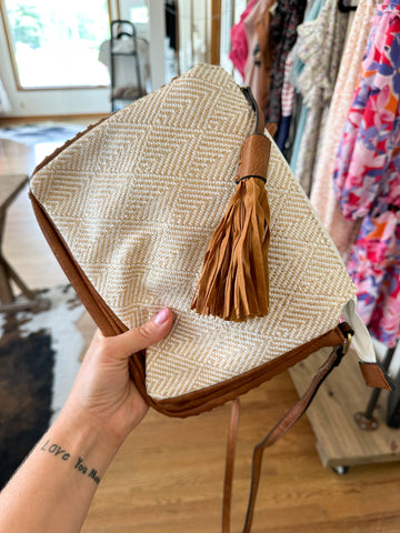 Sabrina Arrowhead Crossbody in Brown/White