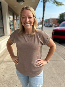 Ribbed Crew Neck Short Sleeve in Mocha