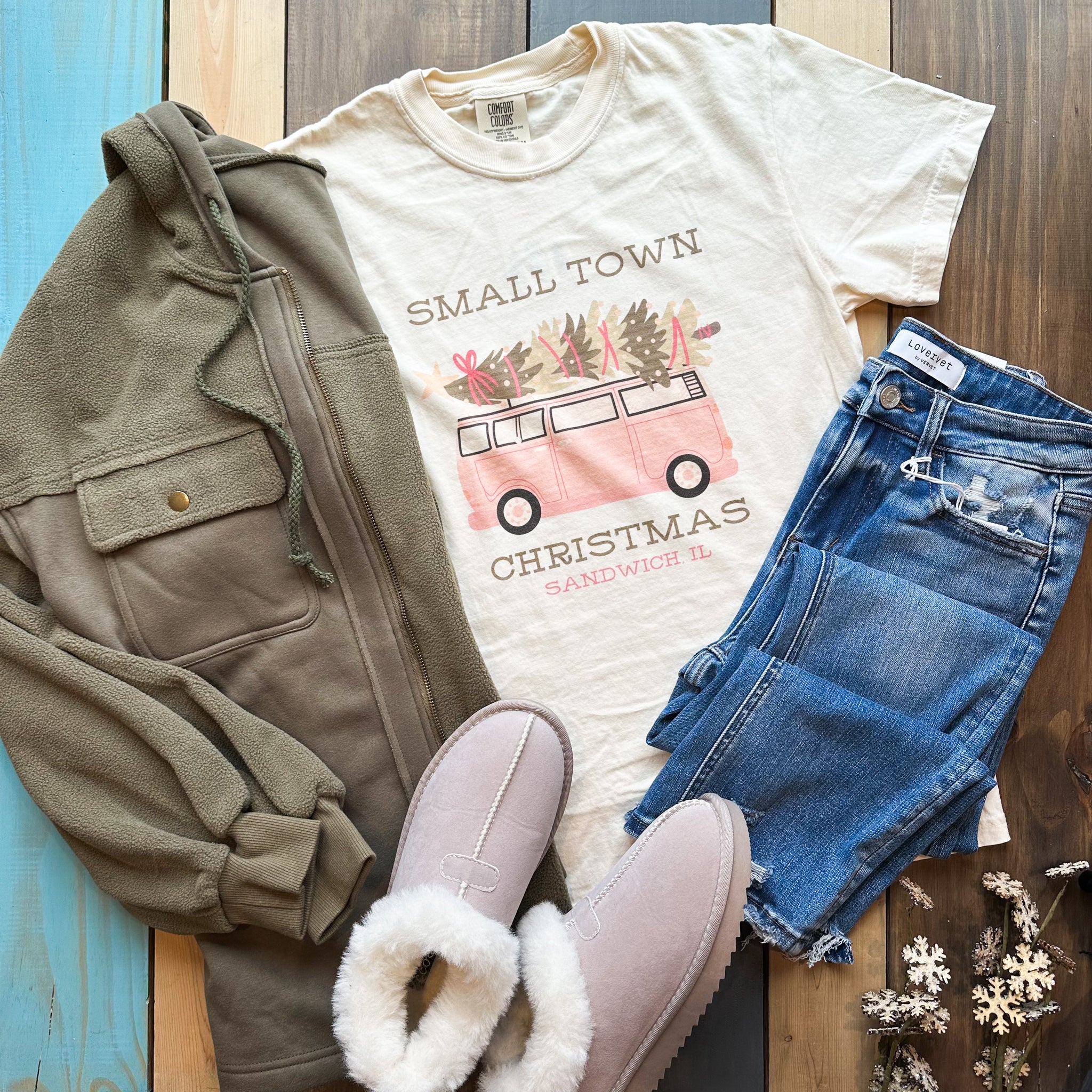 Sandwich Small Town Christmas Graphic Tee