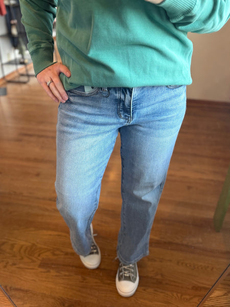 Judy Blue PETITE Tummy Control Straight Jeans