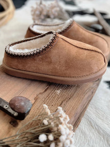Very G Slippers in Tan