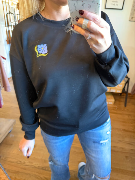 "Do Not Worry" Graphic Scuba Pullover