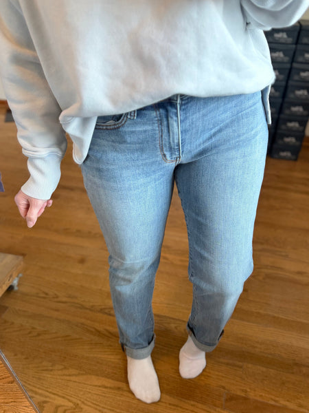 Judy Blue Rolled Boyfriend Jeans