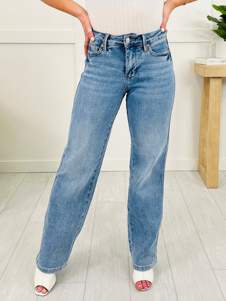 Judy Blue Mid-Rise Tummy Control Straight Jeans