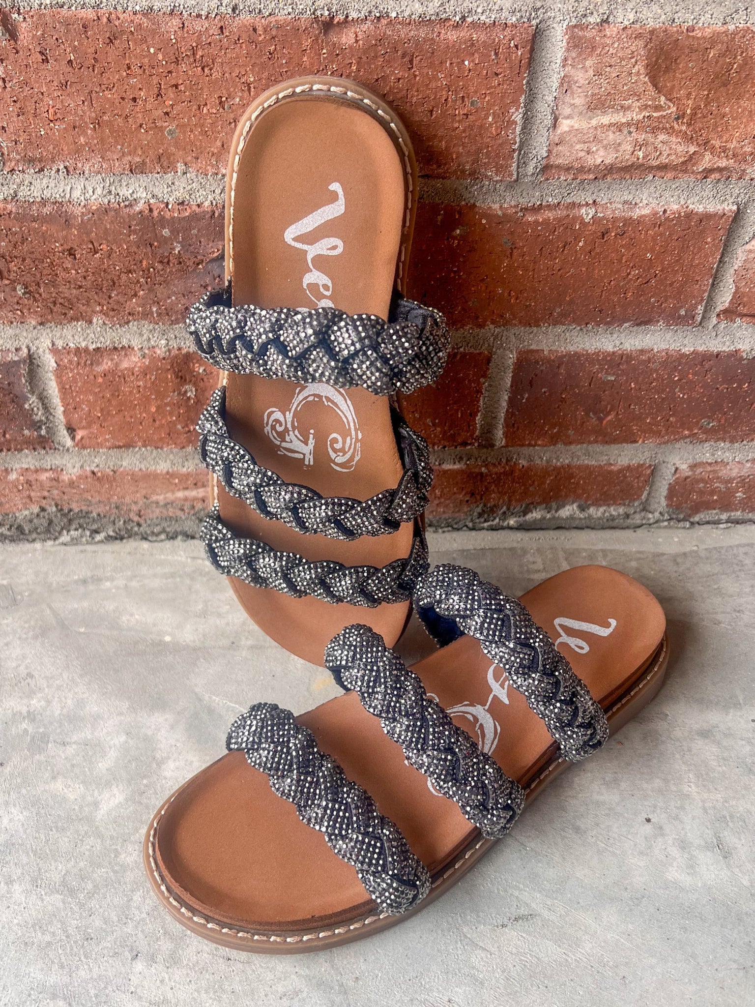 Very G Stacia Sandal in Black