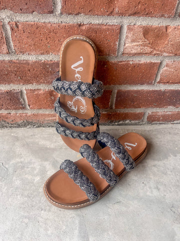 Very G Stacia Sandal in Black