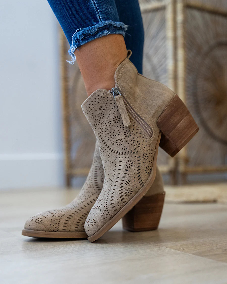 Very G Gwen Booties in Beige