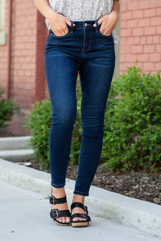 Vervet Isabella Dark Wash Skinny Jeans