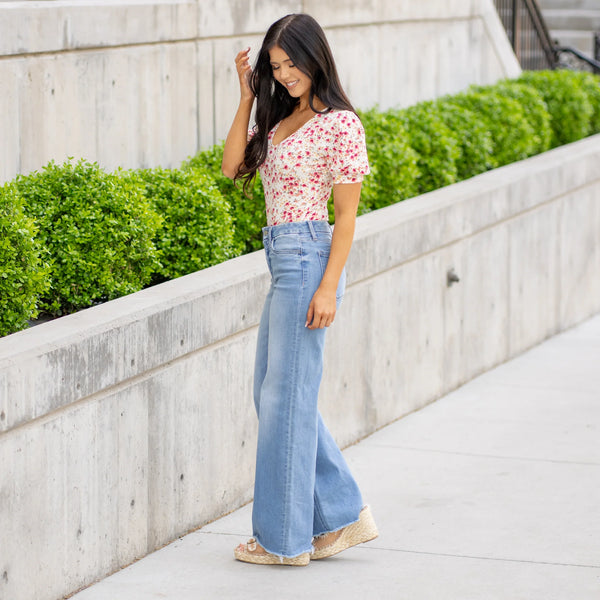 Lovervet Montana High-Rise Wide Leg Jeans