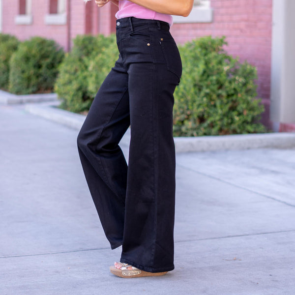 Judy Blue Willa High-Rise Black Retro Wide w/ Front Yoke