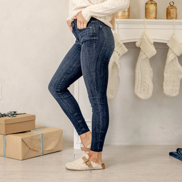 Judy Blue Dark Wash Raw Hem Skinnies