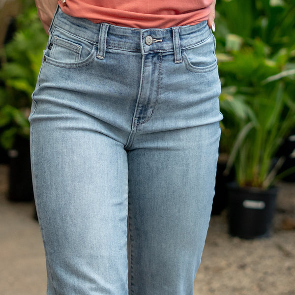 Judy Blue High-Rise Weekend Plans 90's Straight Jeans