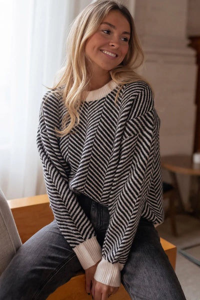 Black & Cream Pattern Sweater